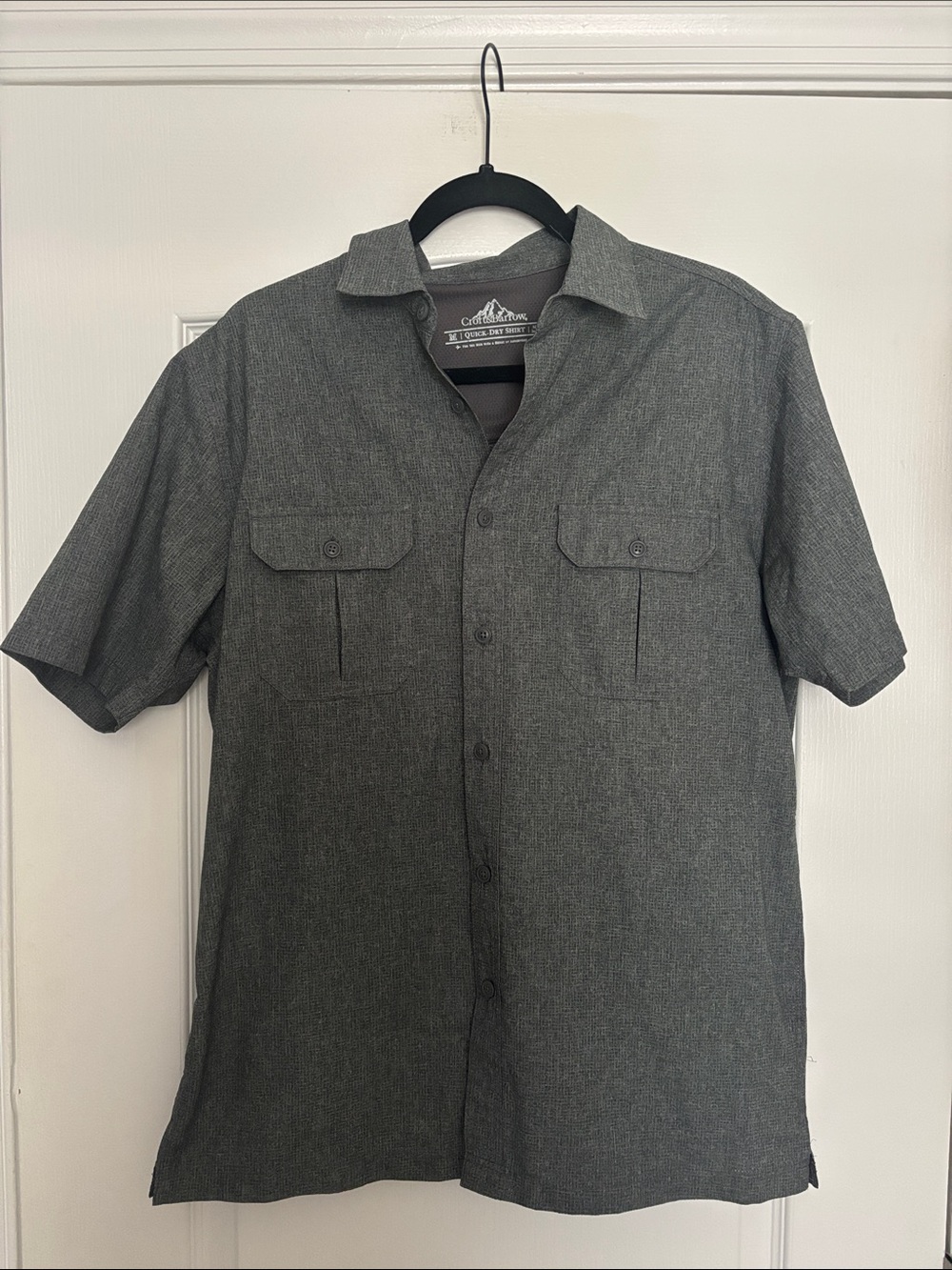 Croft & Borrow Short Sleeve Button-Down Shirt in Charcoal